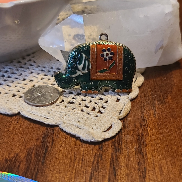 Vintage Cloisonne Enamel Elephant Pendant with Floral Design - Picture 5 of 5